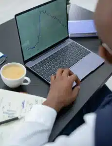 Modelování cen uhlíku